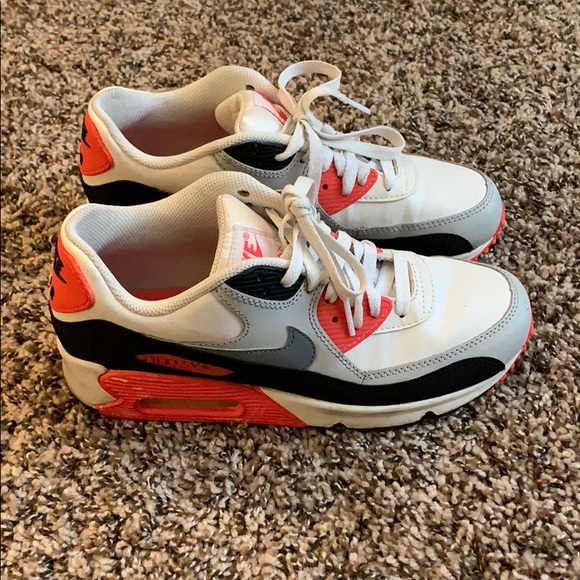 Nike Shoes - Vintage Nike Air Maxes